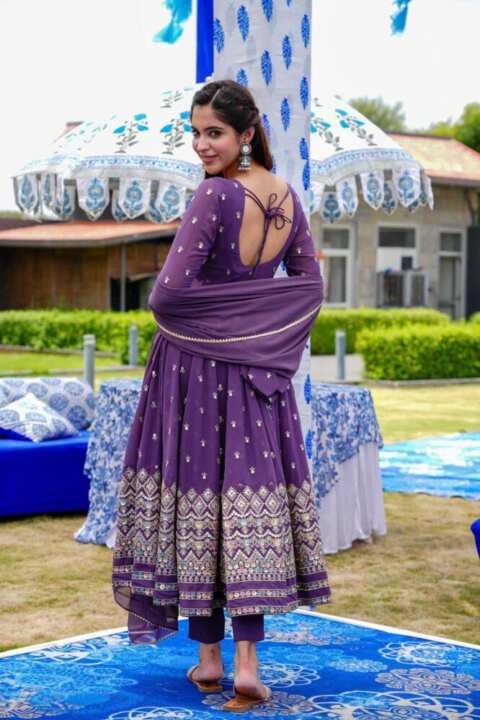 Purple Woven Silk Blend Anarkali Kurta Set - View 5