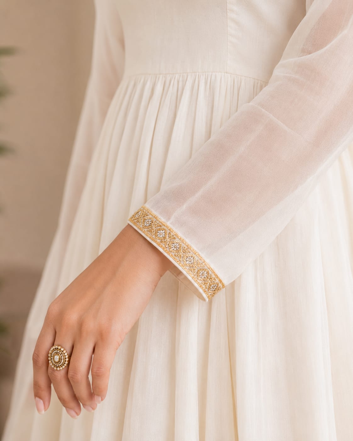White Pure Mal Chanderi Anarkali Suit Set - View 3